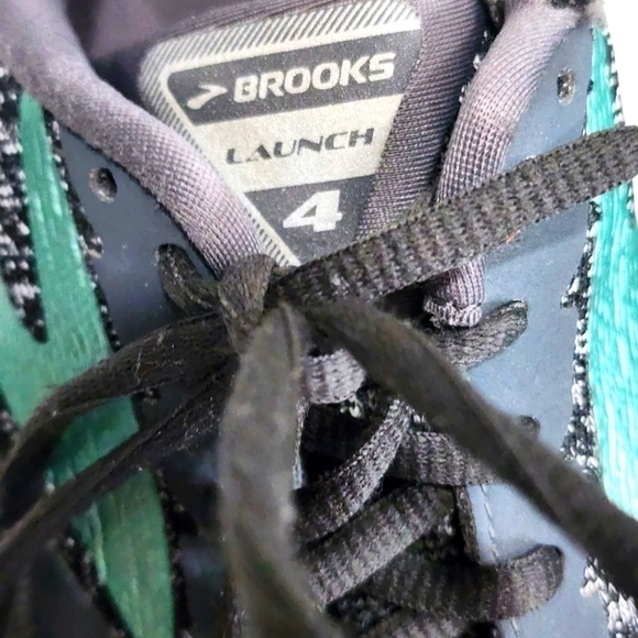 Brooks Launch 4 - Picture 8 of 9